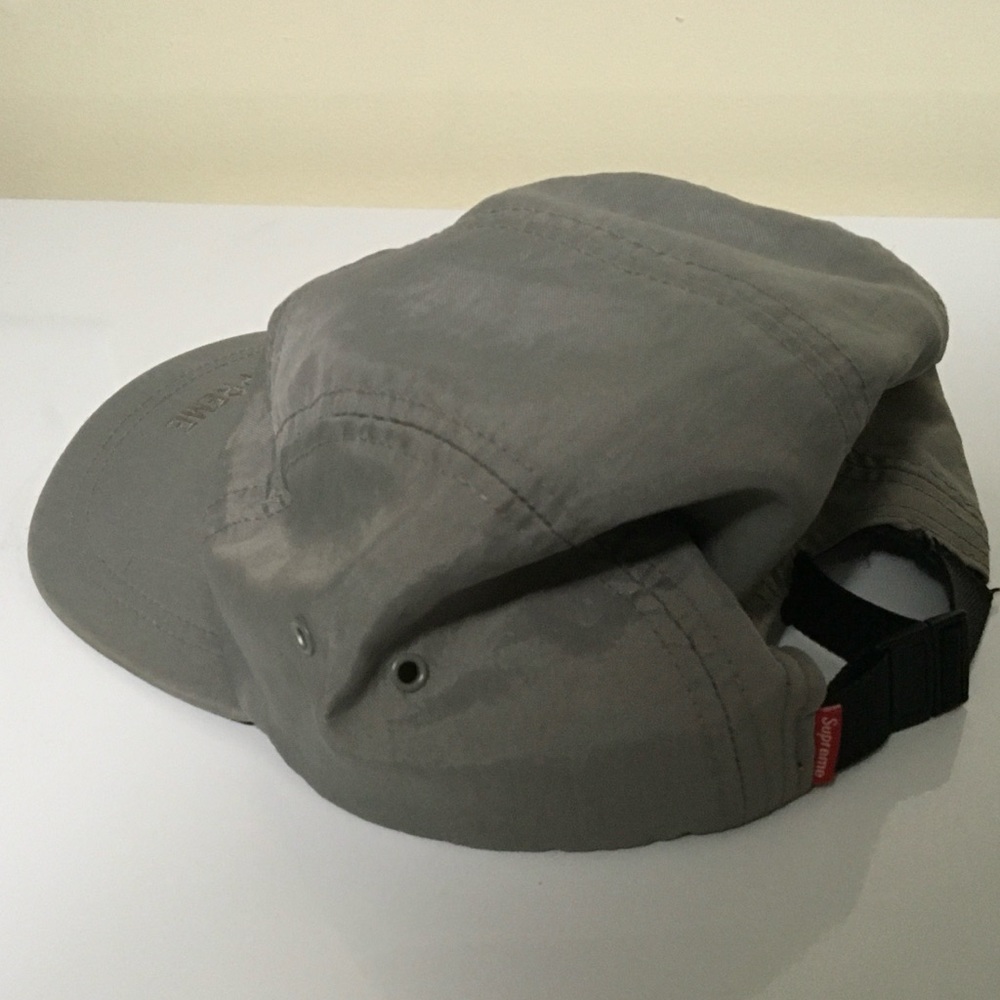 Supreme hat - Picture 3 of 3